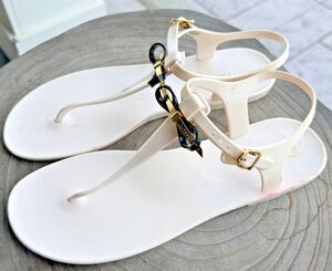 Ted Baker Verona Off White Thong Sandals Ankle Strap Gold Bow Buckle US 9